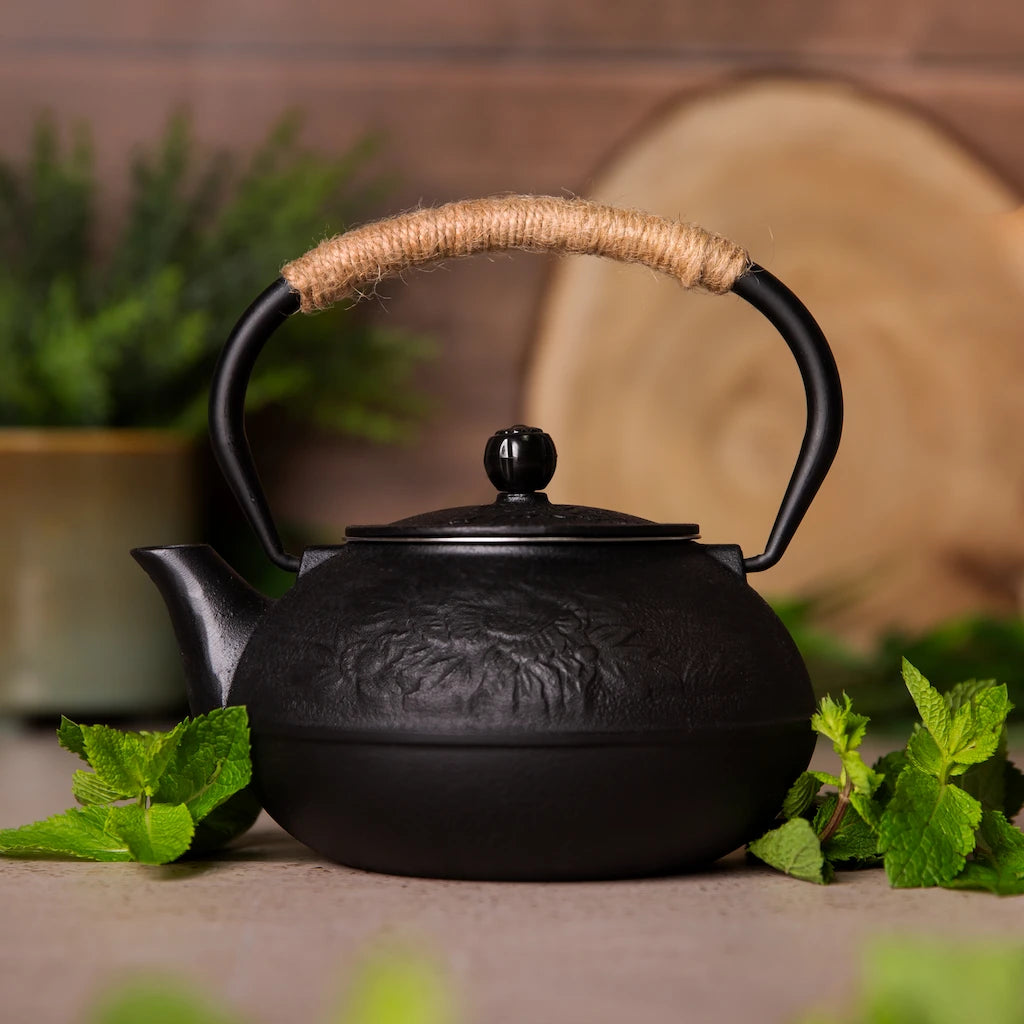 Gusseisen Teekanne (900ml)
