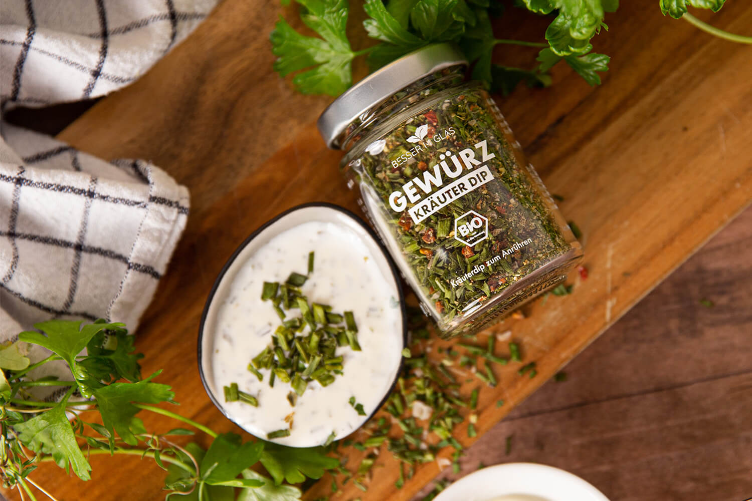 Kräuter Dip - Bio-Gewürzmischung. Schnell und einfach Kräuter Dip anrühren und direkt genießen