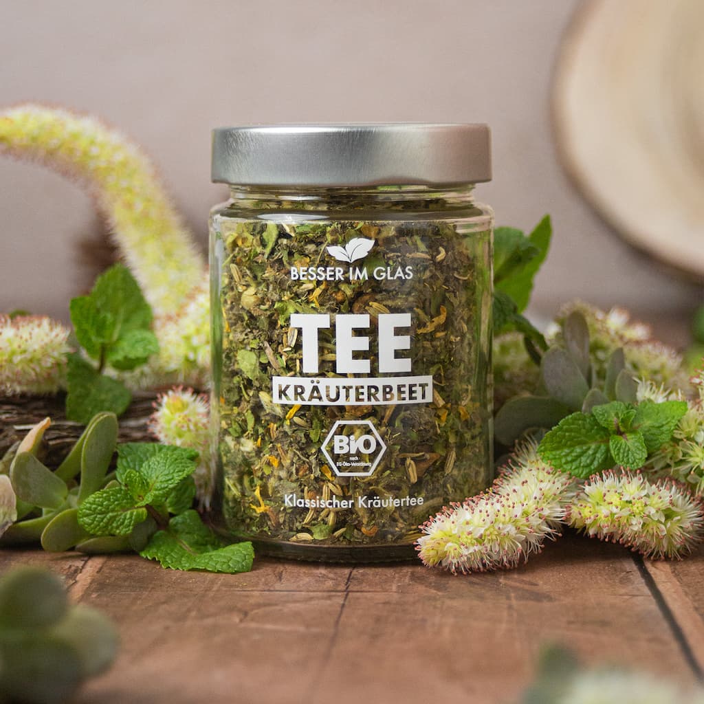 Bio-Kräutertee Kräuterbeet | Besser im Glas | Loser Tee mit Kräutern ... Bio-Kräutertee Kräuterbeet | Besser im Glas | Loser Tee mit Kräutern ...