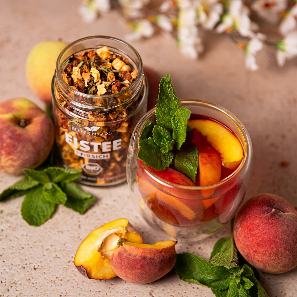 Bio-Pfirsich-Eistee Pfirsich | Besser im Glas | Loser Eistee mit ... Bio-Pfirsich-Eistee Pfirsich | Besser im Glas | Loser Eistee mit ...